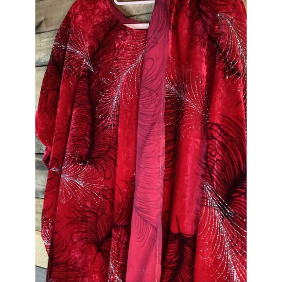 Women’s Red Black And Silver Feather Kaftan Set With Saree Velvet - Picture 3 of 4